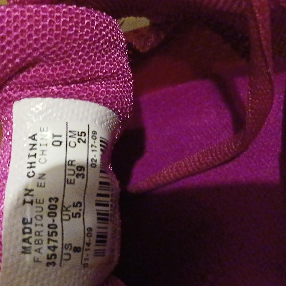 Nike Air Max Women's Pink And Gray Running Shoes Sneakers. Size 8 - Picture 14 of 17